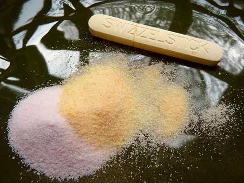 Swizzels Double Dip sherbet powders and an edible dipping stick
