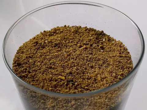 Svaneti seasoned salt in a glass bowl
